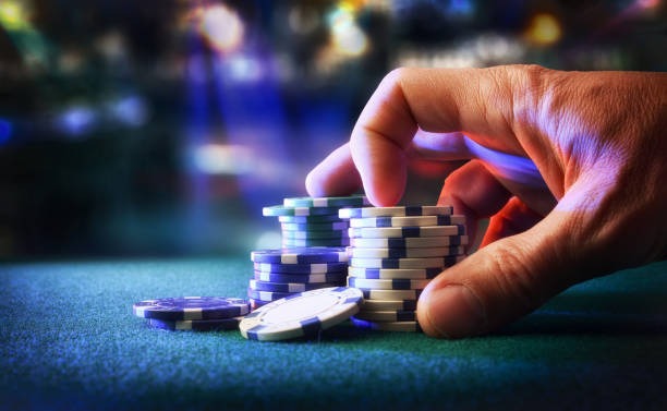 Slot game interface on giok4d showing reel layout, bet controls, and paytable